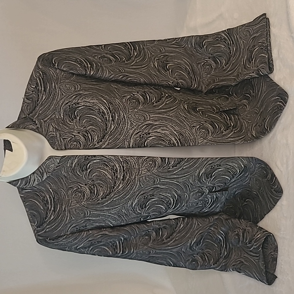 Kasper, black and shimmery grey blazer, buttonless, dressy, size 6